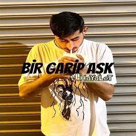 Hayalet Bir Garip Aşk