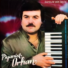 Piyanist Orhan Sahilde Bir Gece