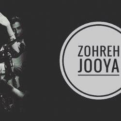 Zohreh Jooya Ayışığında